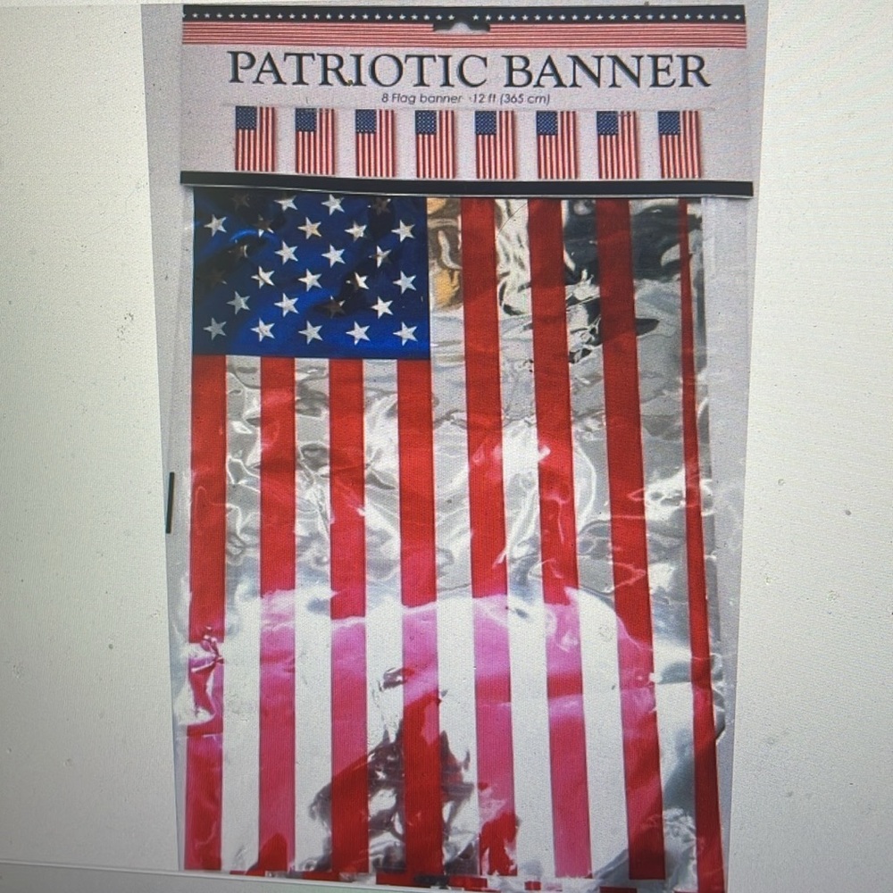 Patriotic 8 Flag Banner ~ Red White Blue